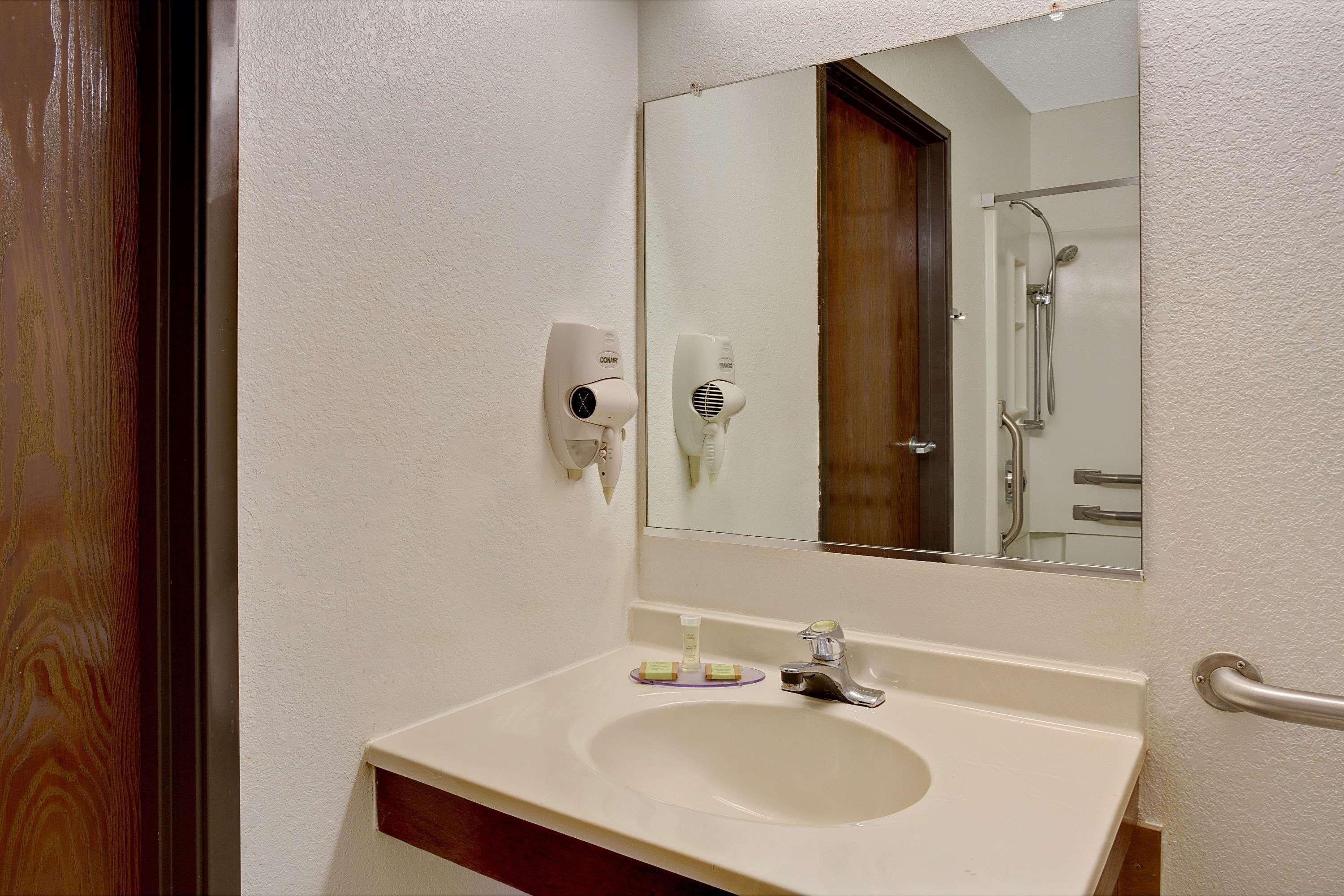 Hotel Super 8 By Wyndham Newport News/Jefferson Ave. Exteriér fotografie